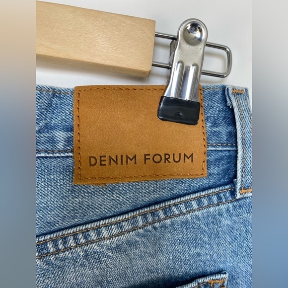 Aritzia Denim Forum The Yoko Short Size 25 - Picture 8 of 14